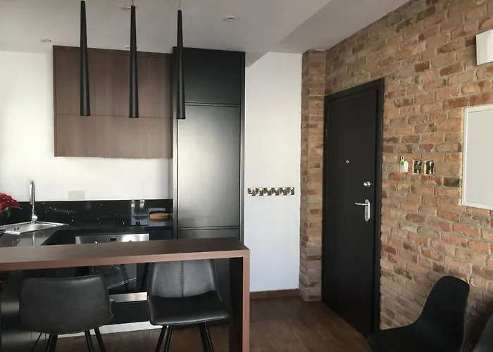 Pearl City View Apartment
